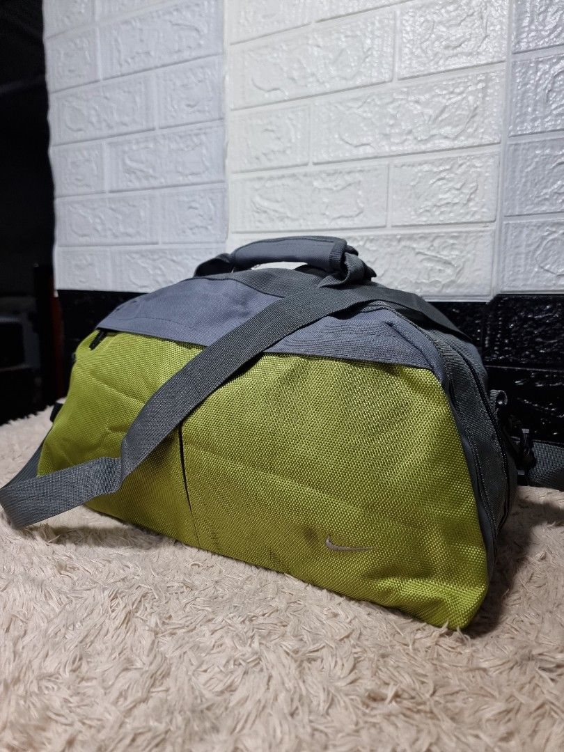 Nike Travel Bag (Category: Sling Bags) located in Bugallon. Submitted by preloverelove07 (Listing ID 1467913719, Image 2). Description: Pangasinan Authentic Free shipping as new.