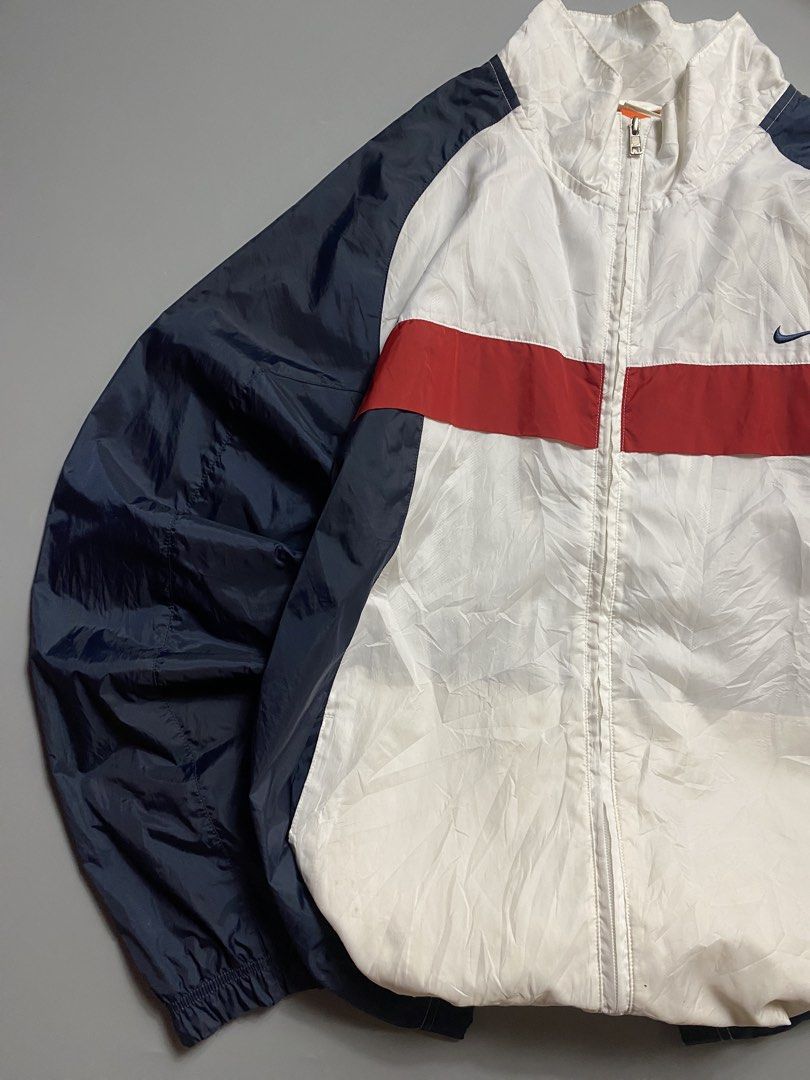 Nike Tri-tone Windbreaker Jacket💥 (Category: Coats, Jackets and Outerwear) located in Cebu City. Submitted by covenanthrifts (Listing ID 1467972157, Image 3). Description: Nike Tri-tone Windbreaker Jacket💥 Width x Length: 25x30 Size on Tag: Fit to Large Color rate: 9.8/10 Issue: Washable Tiny Stain (SEE LAST PHOTO) Very Good Condition.