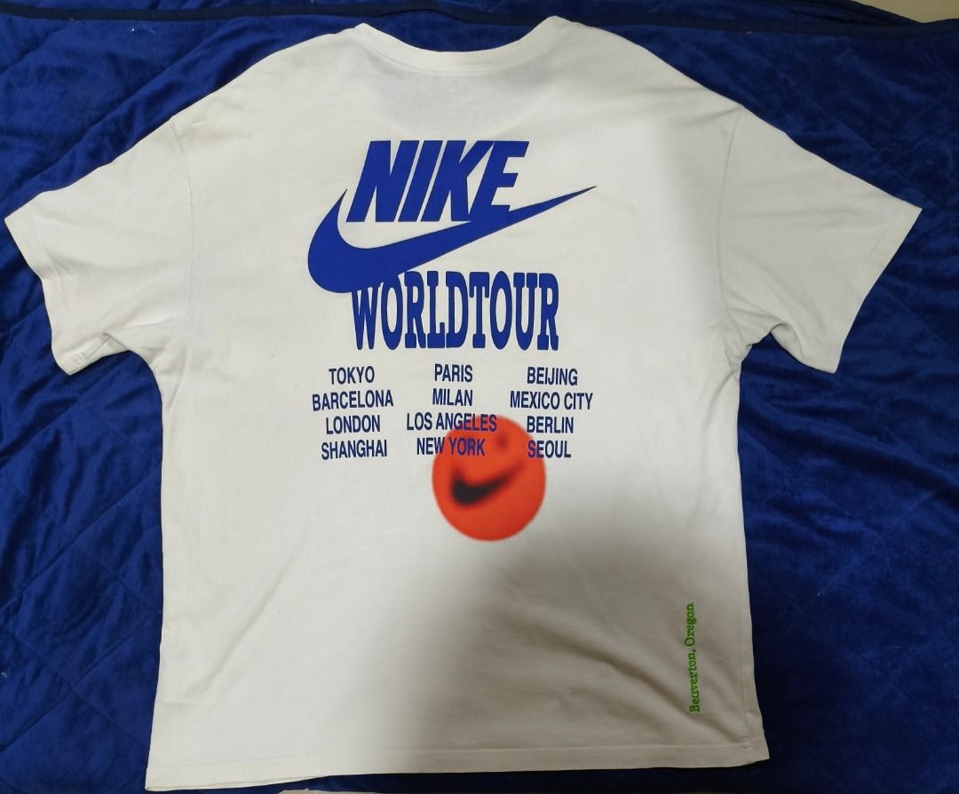 Nike Worldtour (Category: Tshirts & Polo Shirts ) located in Panitan. Submitted by pingpongggball (Listing ID 1467965119, Image 1). Description: Nike Worldtour T-Shirt 2XL on tag W - 23 L - 29 450 fixed!.