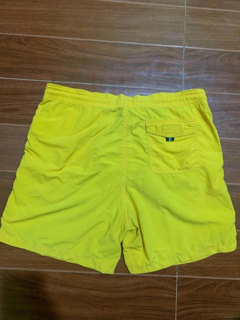 nike woven (Category: Shorts) located in Manila. Submitted by v4nzthrift (Listing ID 1467880161, Image 2). Description: .