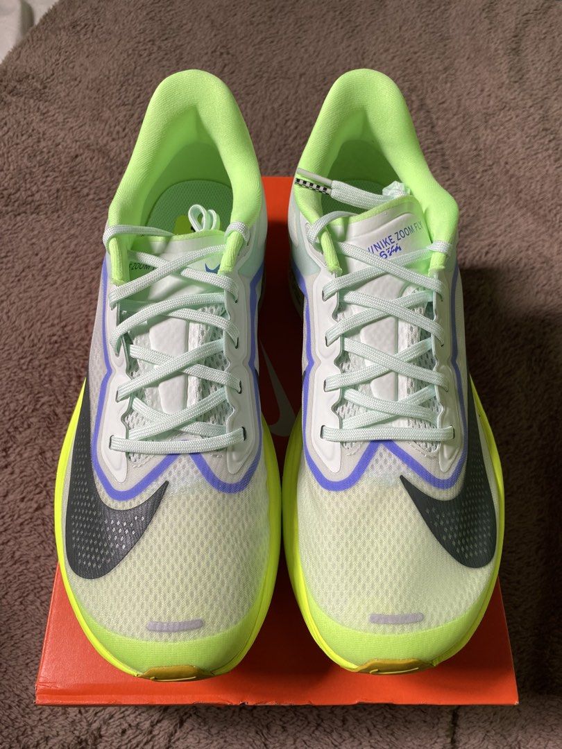 Nike Zoom Fly 6 (Category: Sneakers) located in Pasig City. Submitted by jakerseller (Listing ID 1468019876, Image 1). Description: Nike Zoom Fly 6 running shoes in barely green and black spruce. Men size 9.5, UK 8.5, EUR 43, CM 27.5. Model code FN8454 300. Brand new pair inside original orange shoebox. Flyplate technology embedded in the sole. Never worn, pristine condition. Available Size: 10US and 9.5US.
