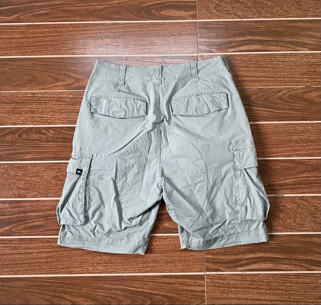 NIKESB (Category: Shorts) located in Cebu City. Submitted by thriftpherskzai (Listing ID 1467975107, Image 3). Description: NIKESB RIPSTOP DIAMOND CUT CARGO SHORTS STRETCHABLE SIZE 30 30-31W x 19.5L EXCELLENT SEE DETAILS.