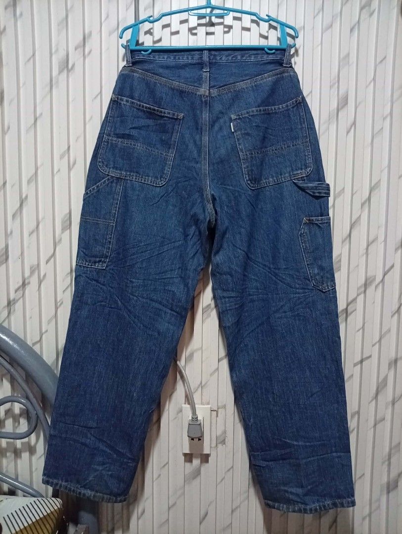 Niko And Jeans Denim Cargo Carpenter pants ( Authentic ) (Category: Jeans) located in Barotac Nuevo. Submitted by john.pritz (Listing ID 1467925209, Image 1). Description: Niko and Jeans Denim Cargo Carpenter Pants ( Authentic ) as new condi no issue Size small on tag Width 30 to 32 Length 41 Leg open 8.