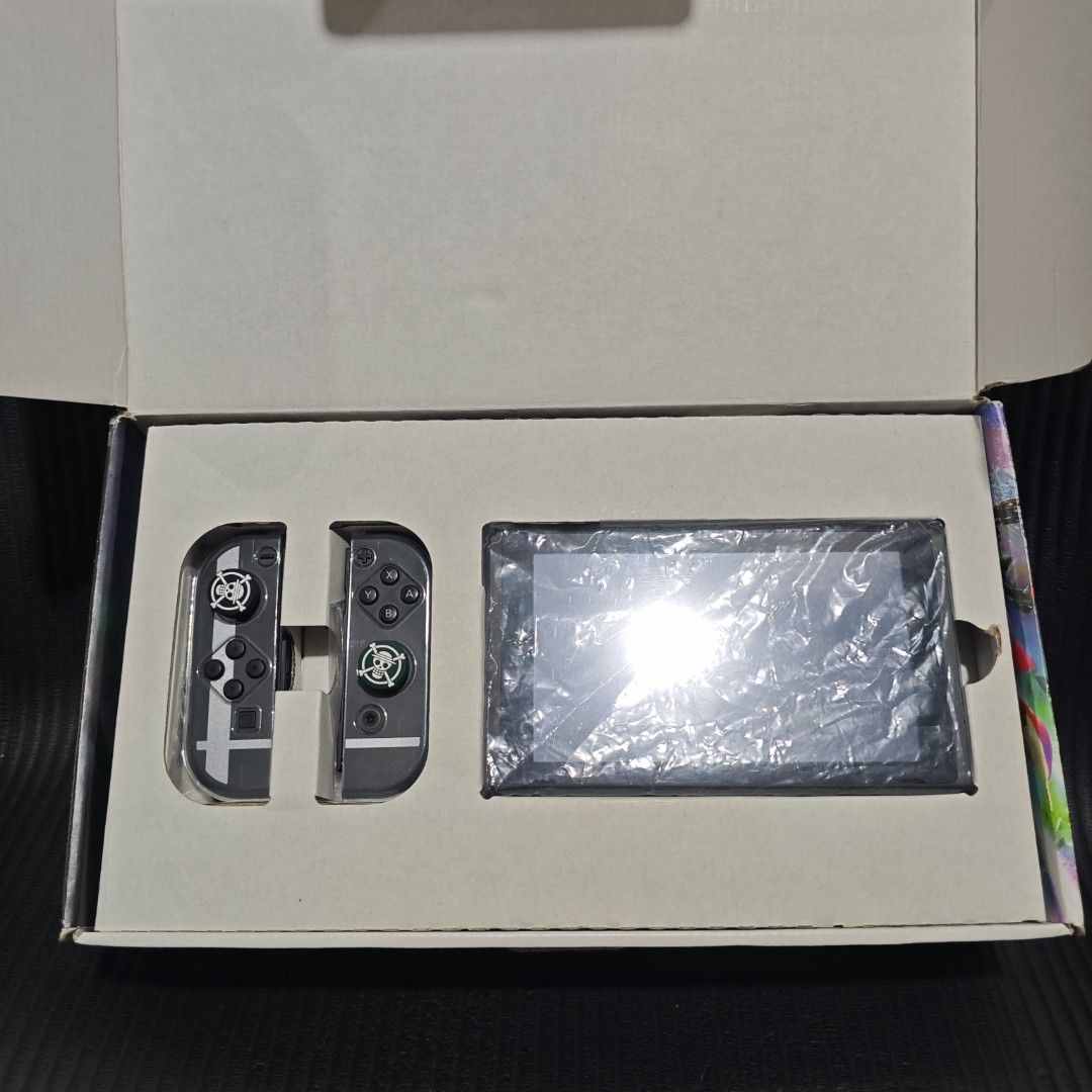 Nintendo Switch Super Smash Bros Ultimate Edition (Category: Nintendo) located in Quezon City. Submitted by shopme_gadget30 (Listing ID 1468001661, Image 2). Description: kindly read the email 8/10 Good Condition no issue no dents with minimal scratches only latest firmware excellent performance Limited Edition smash bros ultimate good for collection non yet jb Original Stocks Complete with original accessories Quezon City area meet up sm north o
