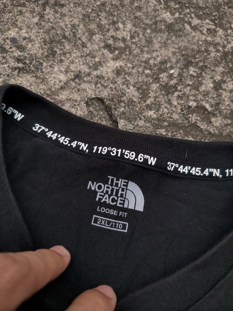 North Face Shirt (Category: Tshirts & Polo Shirts ) located in Midsayap. Submitted by rogeandrei29987 (Listing ID 1468034923, Image 2). Description: 📌The North Face •Color may vary due to lighting •XXL on tag •24.5x29 •9.5/10 cr •No issue/As New MOP: Gcash Courier✈️: Flash Express Unli vouch/Vc with item Loc: Parang, Maguindanao❤️.