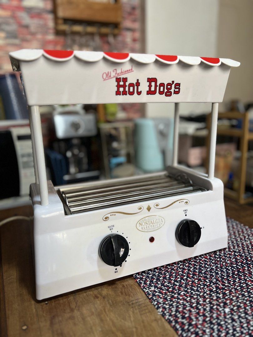 Nostalgia Hotdog Roller (Category: Other Home Furniture) located in Makati City. Submitted by tetay07 (Listing ID 1467891180, Image 2). Description: Nostalgia Hotdog Roller Working. Good condition. .