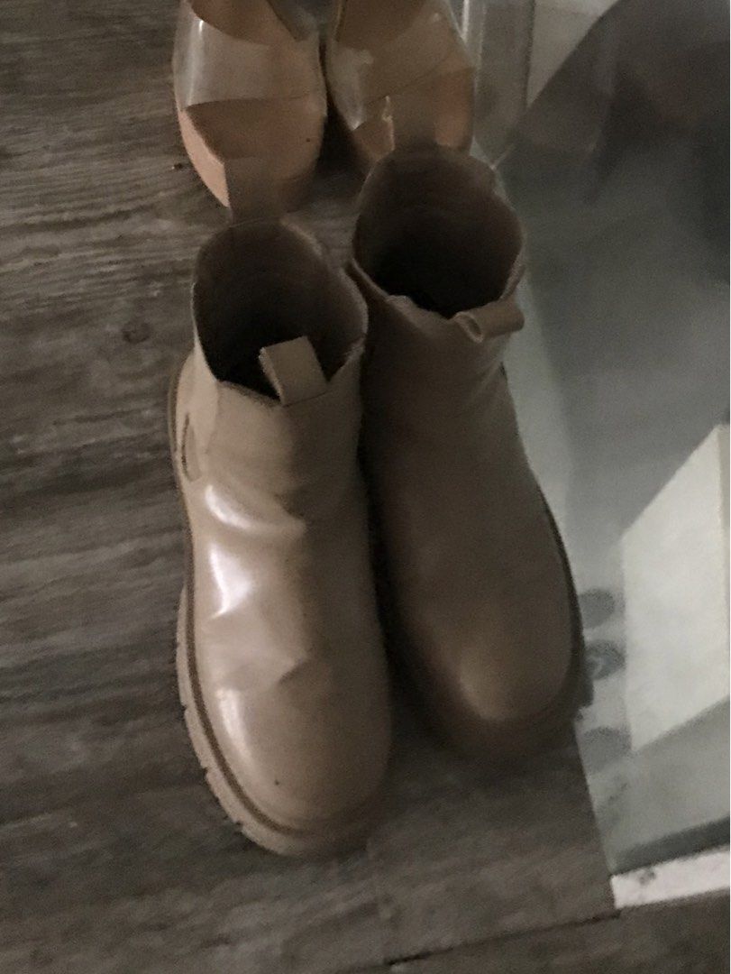Nude chunky boots (Category: Boots) located in Manila. Submitted by sparkfinds (Listing ID 1467840855, Image 2). Description: Pair 1: Nude ankle boots with lug soles and back pull tabs, Size 8.
