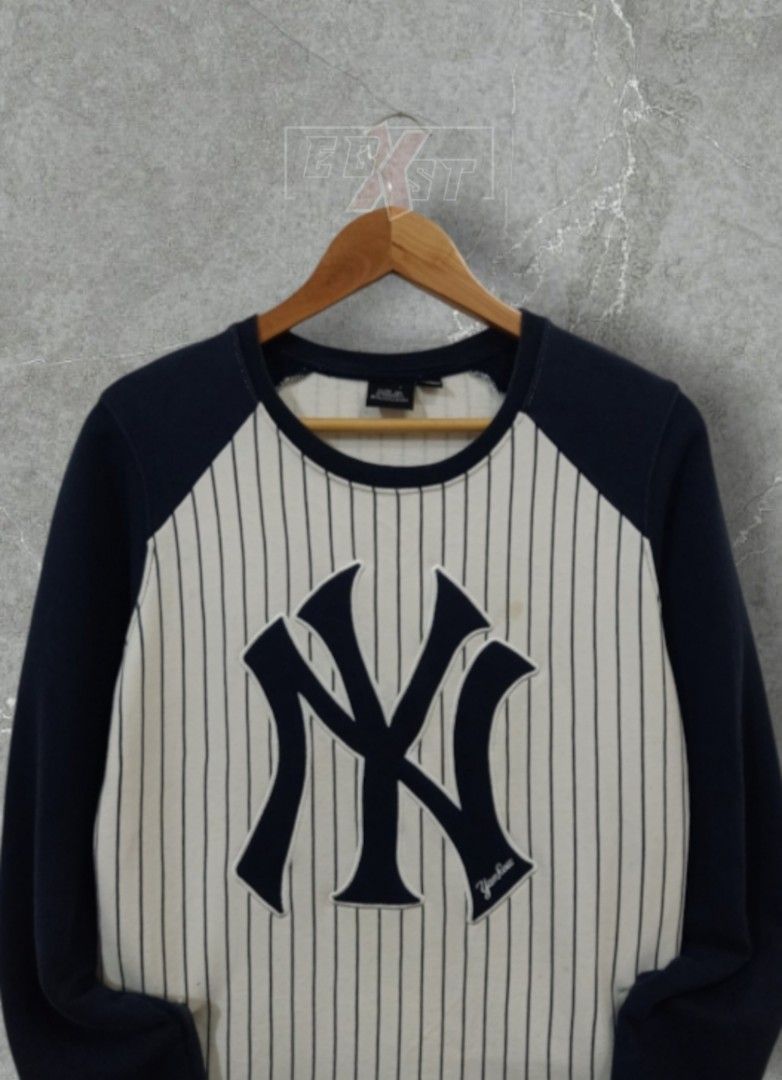 NY MLB YANKEES BIGLOGO CREWNECK JACKET (Category: Coats, Jackets and Outerwear) located in Baguio. Submitted by ebxst_thrift (Listing ID 1468037566, Image 3). Description: NY MLB YANKEES BIGLOGO CREWNECK JACKET •Size: Medium •Brand: MLB •Color: CREAM WHITE •UNISEX •Good condition Please manage your expectations: All items are thrifted/preloved. Minor signs of previous use may be present, however these do not affect wearability unless otherwise st