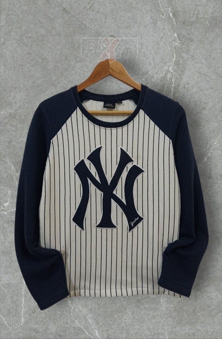 NY MLB YANKEES BIGLOGO CREWNECK JACKET (Category: Coats, Jackets and Outerwear) located in Baguio. Submitted by ebxst.thrift (Listing ID 1468038789, Image 2). Description: NY MLB YANKEES BIGLOGO CREWNECK JACKET •Size: Medium •Brand: MLB •Color: Cream Stripe Blue •UNISEX Please manage your expectations: All items are thrifted/preloved. Minor signs of previous use may be present, however these do not affect wearability unless otherwise stated. Plea