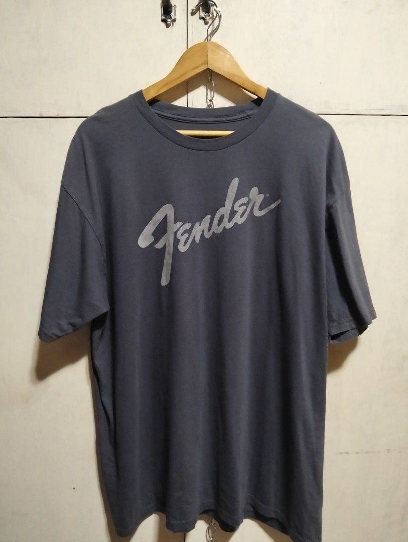 Official FENDER Musical Instruments Classic Logo Tee (Category: Tshirts & Polo Shirts ) located in Malolos. Submitted by rthrift2026 (Listing ID 1467944816, Image 1). Description: No issue.