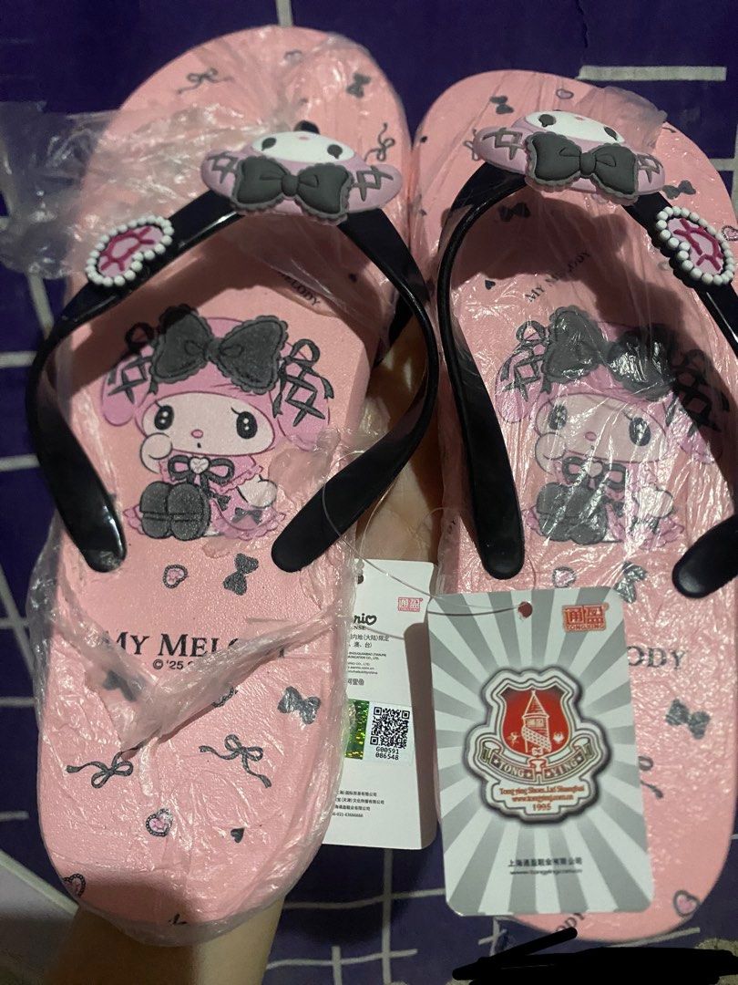 Official/ Licensed My Melody Slippers (Category: Character Goods) located in Bulacan. Submitted by cute.finds.ph (Listing ID 1467871309, Image 2). Description: —₱300 each —available sizes: 36 & 37 (1 each avail).
