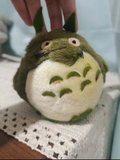 (Category: ) located in . Submitted by ghibli_dreams (Listing ID 1467979662, Image 1). Description: .