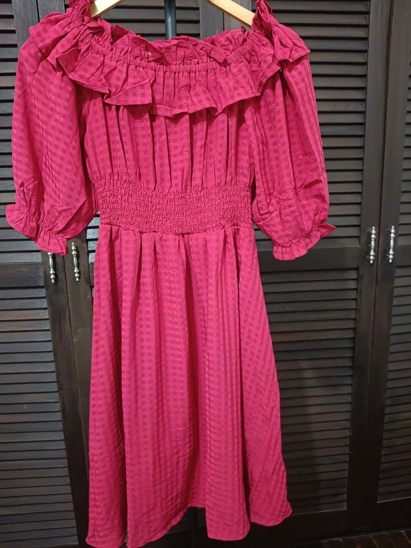 Offshoulder Dress (Category: Dresses) located in Manila. Submitted by byjrb (Listing ID 1468031934, Image 1). Description: 🛍️ Brand-new items from SHEIN, Emery Rose, Zaful & more! Size : Large (stretchable) 📦 Shipping: LBC / J&T / Lalamove 💸 MOP: GCash / BPI only DM for inquiries! 💌.