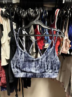 (Category: ) located in . Submitted by isabelasthriftclothes (Listing ID 1467959435, Image 1). Description: .