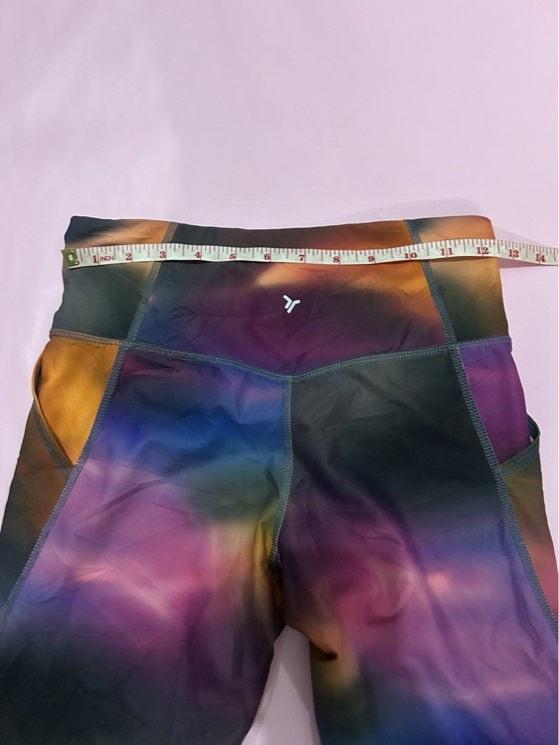 Old Navy Cycling Short (Category: Activewear) located in Manila. Submitted by chen_clybelles (Listing ID 1467962885, Image 3). Description: XL for kids S for adults.