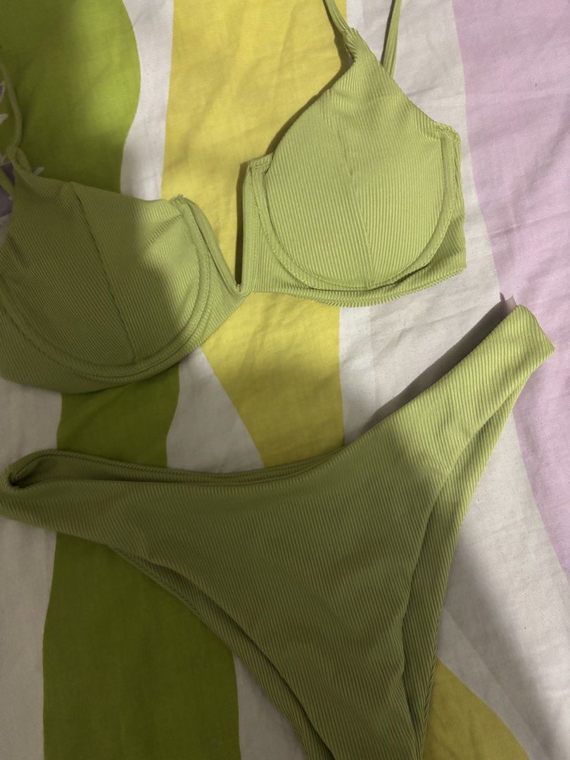olive green wired bikini set (Category: Bikinis & Swimsuits) located in Manila. Submitted by iyahpreloved_ (Listing ID 1468005667, Image 2). Description: .