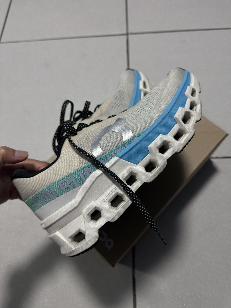 On Cloud Cloudmonster 2 (Category: Sneakers) located in Pasig City. Submitted by closet_declut95 (Listing ID 1467960975, Image 3). Description: Used only once for walking inside the mall Size: US 6.5 / 23.5cm Rfs: too big for me Color: Cream ~ Horizon Comes with the box and original shoe inserts Slightly negotiable Perfect for road running CloudTec® cushioning system engineered for responsive runs Reworked dual-density Helion™ foam for comfort an