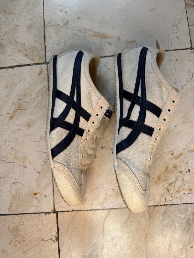 Onitsuka Tiger Mexico 66 (Category: Sneakers) located in Manila. Submitted by goodbuysgoodbyes (Listing ID 1468058252, Image 3). Description: Authentic 100% Onitsuka Tiger Mexico 66 Slip-on No issues Needs washing. US Mens 8.5.