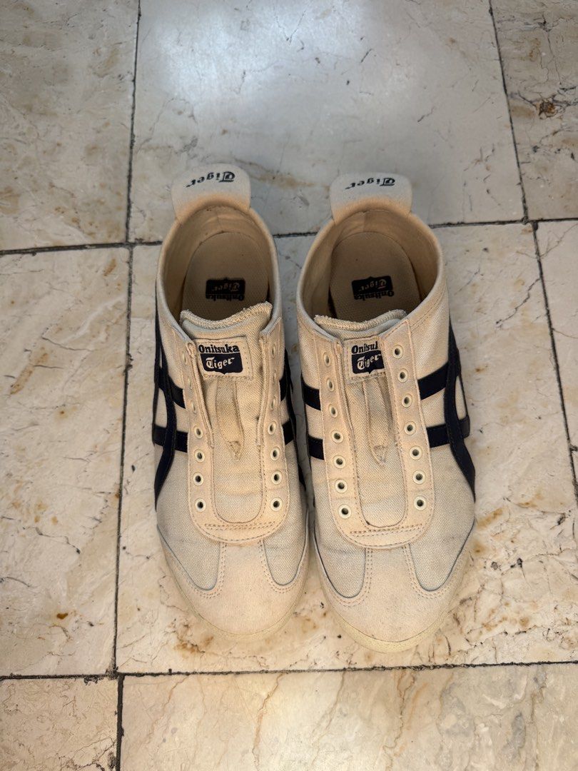Onitsuka Tiger Mexico 66 (Category: Sneakers) located in Manila. Submitted by goodbuysgoodbyes (Listing ID 1468058252, Image 1). Description: Authentic 100% Onitsuka Tiger Mexico 66 Slip-on No issues Needs washing. US Mens 8.5.