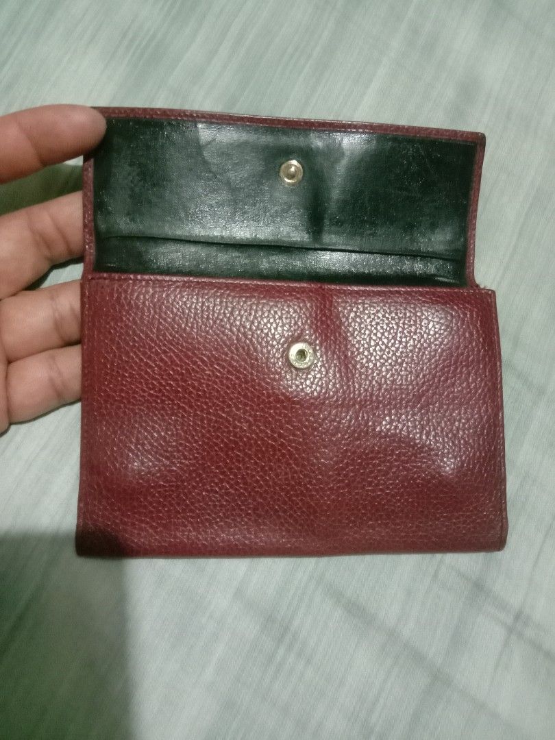 Orig FURLA wallet card holder (Category: Wallets & Card Holders) located in Baguio. Submitted by oliviapreloved100620 (Listing ID 1467986656, Image 2). Description: Genuine leather.