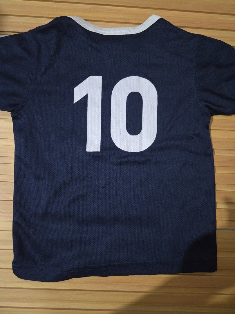Original 🇫🇷 JERSEY/DRI FIT (Category: Babies & Kids Fashion) located in Paranaque City. Submitted by houseofjacob (Listing ID 1467931813, Image 3). Description: 👕 **Fits ages 4-6 years old**, depending on your little one’s size. Selling my son’s outgrown clothes, mostly purchased from malls and abroad. These clothes still have lots of love to give and are ready for their next little owners! 🥰❤️ 🎁 **A Little Love Goes a Long Way!** Half of th