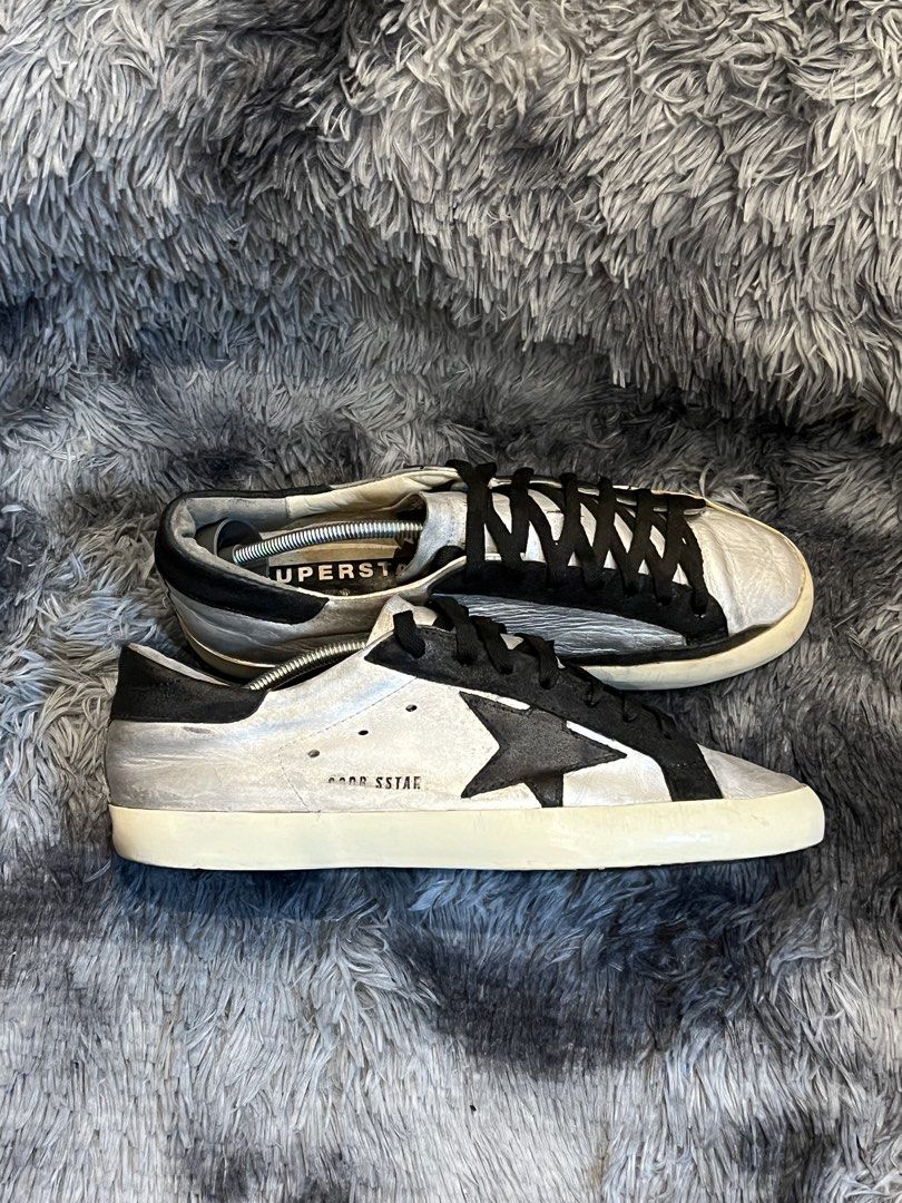 Original ggdb 42 (Category: Sneakers) located in Quezon City. Submitted by snoooow (Listing ID 1468033415, Image 1). Description: Original ggdb sneakers Size 42 Euro mens Used Shoes with dustbag.