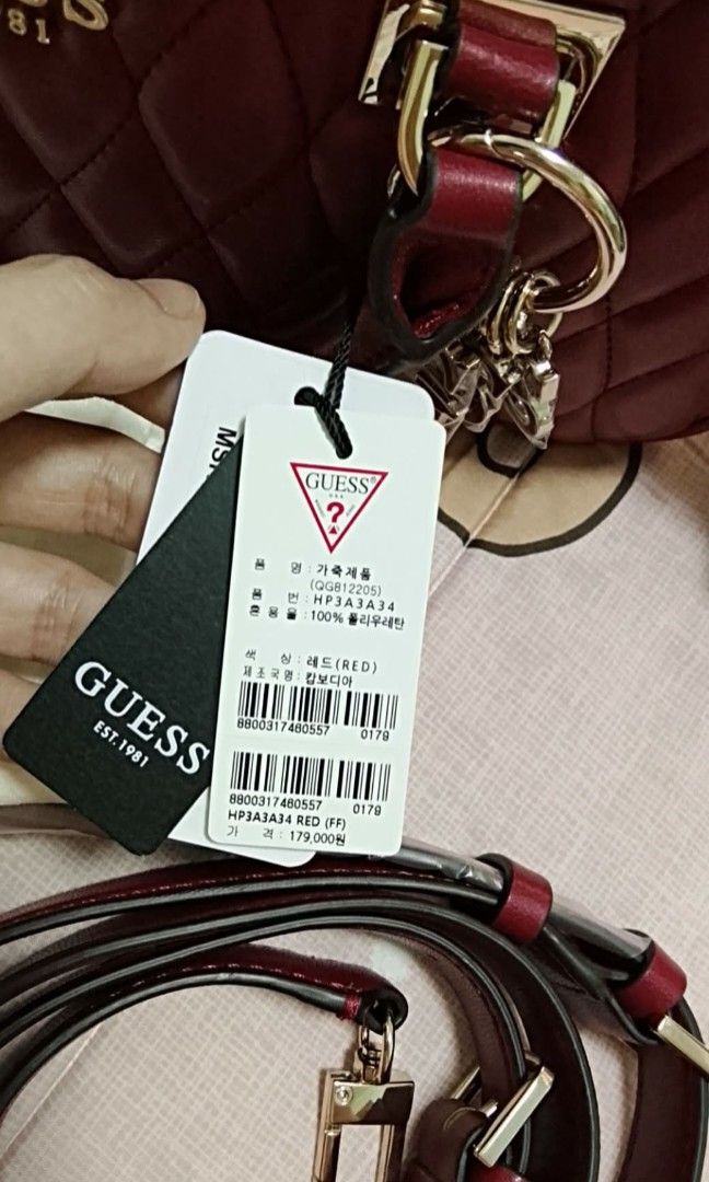 Original guess bag from korea (Category: Luxury Bags & Wallets) located in Manila. Submitted by onsbyrg_88 (Listing ID 1467906997, Image 2). Description: Brand new original guess bag red color.