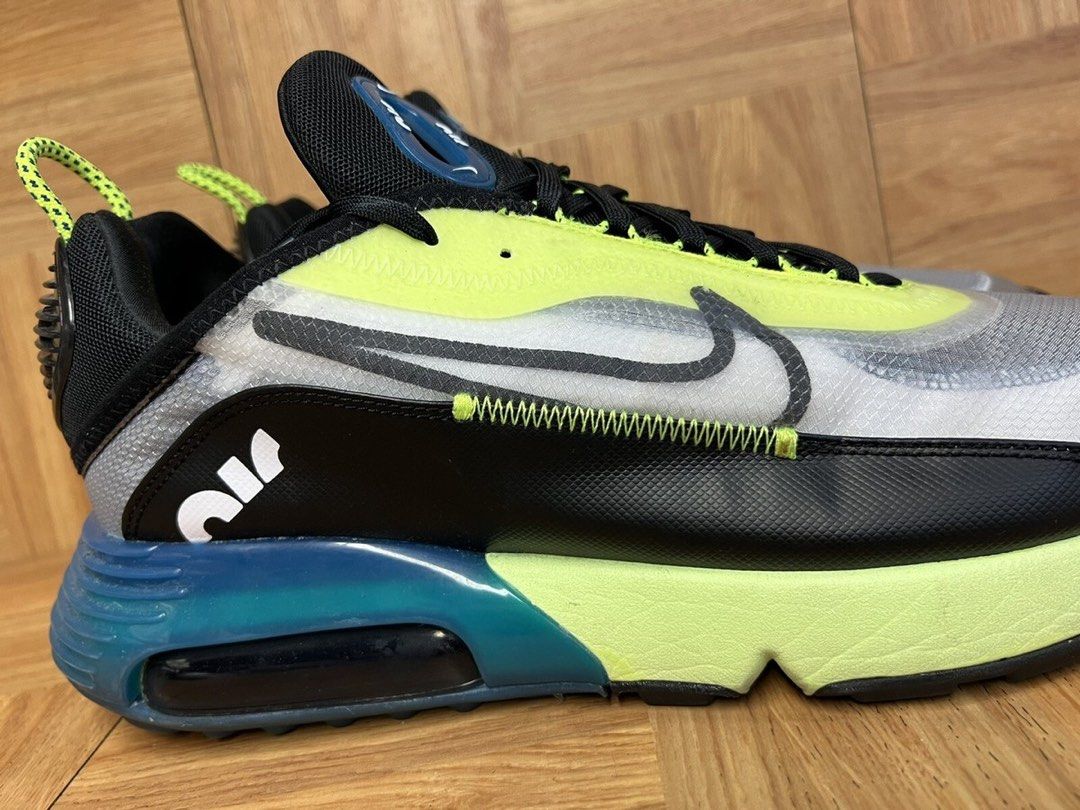 Original Nike Air Max 2090 (Category: Sneakers) located in Cavite. Submitted by kivenmoff (Listing ID 1467852572, Image 3). Description: Original Size 10.5 Euro 44.5 .