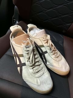 (Category: ) located in . Submitted by clothesloverph (Listing ID 1467864879, Image 1). Description: .