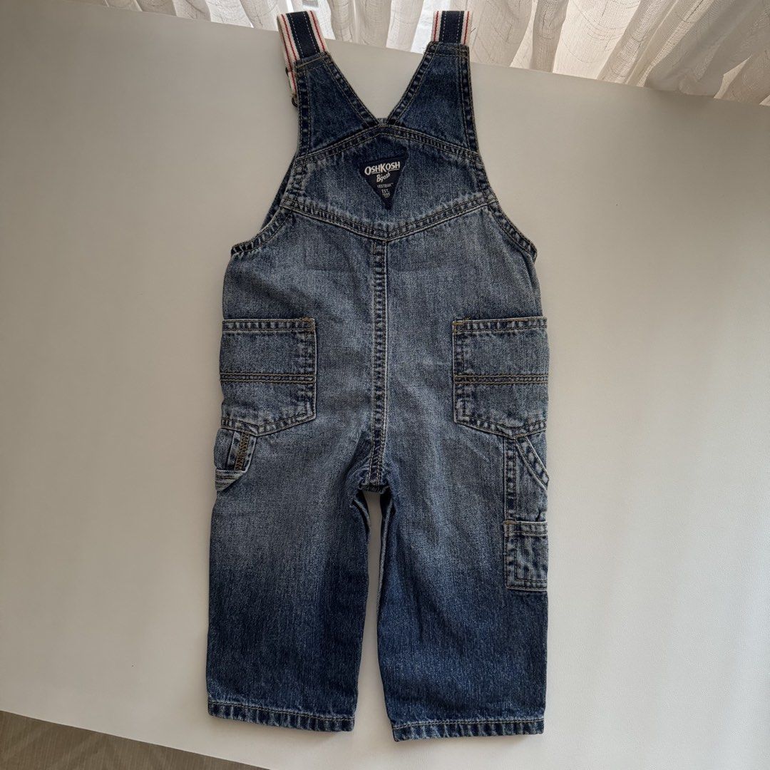 Oshkosh Jumper (Category: Babies & Kids Fashion) located in Pasay City. Submitted by littlebebekidsstuff (Listing ID 1467960606, Image 3). Description: Size: 6-12m.