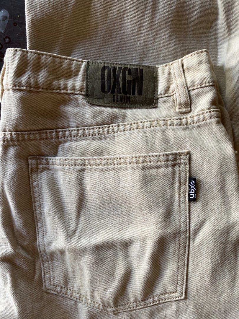 OXYGEN BAGGY PANTS DENIM (Category: Jeans) located in Kalibo. Submitted by joshuabeyaban (Listing ID 1467848403, Image 2). Description: OXYGEN DENIM BAGGY WAIST 36 LENGTH 40 HEM 12 LEG OPEN 10 Need Wash 350+sf.
