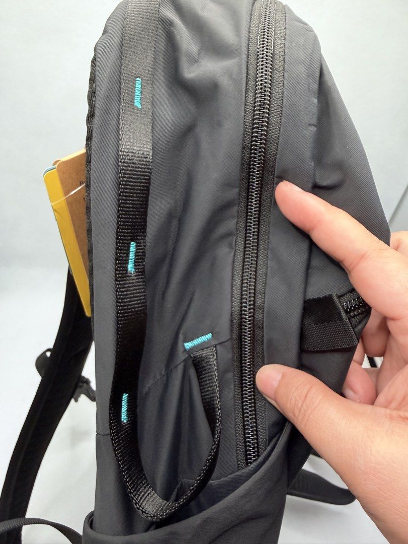Pacsafe Orig Bagpack (Category: Backpacks) located in Quezon City. Submitted by ajandstevenshopscorner (Listing ID 1467915349, Image 3). Description: .