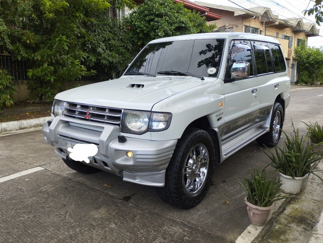 Pajero Fieldmaster LOCAL (Category: Body Parts and Accessories) located in Cebu City. Submitted by coy_888 (Listing ID 1467933124, Image 3). Description: 2000 model Pajero Fieldmaster new battery new radiator new tint new wiper cowl blow off valve K&N filter Cusco oil catch can Snail horn HKS burn tip muffler no accident history fully restored.