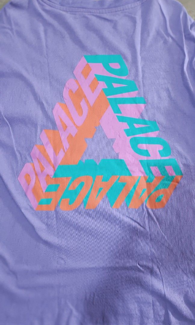 PALACE SKATEBOARDING TEE (Category: Tshirts & Polo Shirts ) located in Midsayap. Submitted by macoy.picker (Listing ID 1467882986, Image 2). Description: PALACE SKATEBOARDING TEE SIZE SMALL 19.5 x 27.
