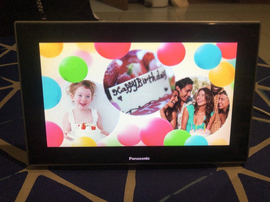 Panasonic MW-15 Digital Photo Frame (Category: Frames & Pictures) located in Quezon City. Submitted by markgolveo (Listing ID 1467913159, Image 3). Description: Panasonic MW-15 Digital Photo Frame Tested working properly Very good screen display All buttons and features working properly 220V ready No SD card included Issue Japanese language but can be navigated via using a phone google translate.