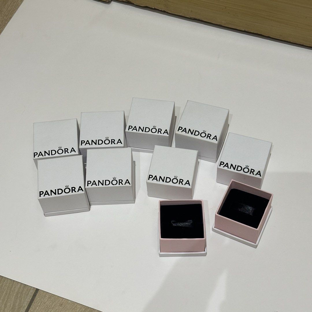 Pandora charm boxes complete inclusion box new (Category: Charms) located in Quezon City. Submitted by timelessfinds (Listing ID 1468023218, Image 1). Description: 8 pieces available ₱300 each, can give discount if getting 2 or more Complete inclusions with silica gel, charm foam and pully.