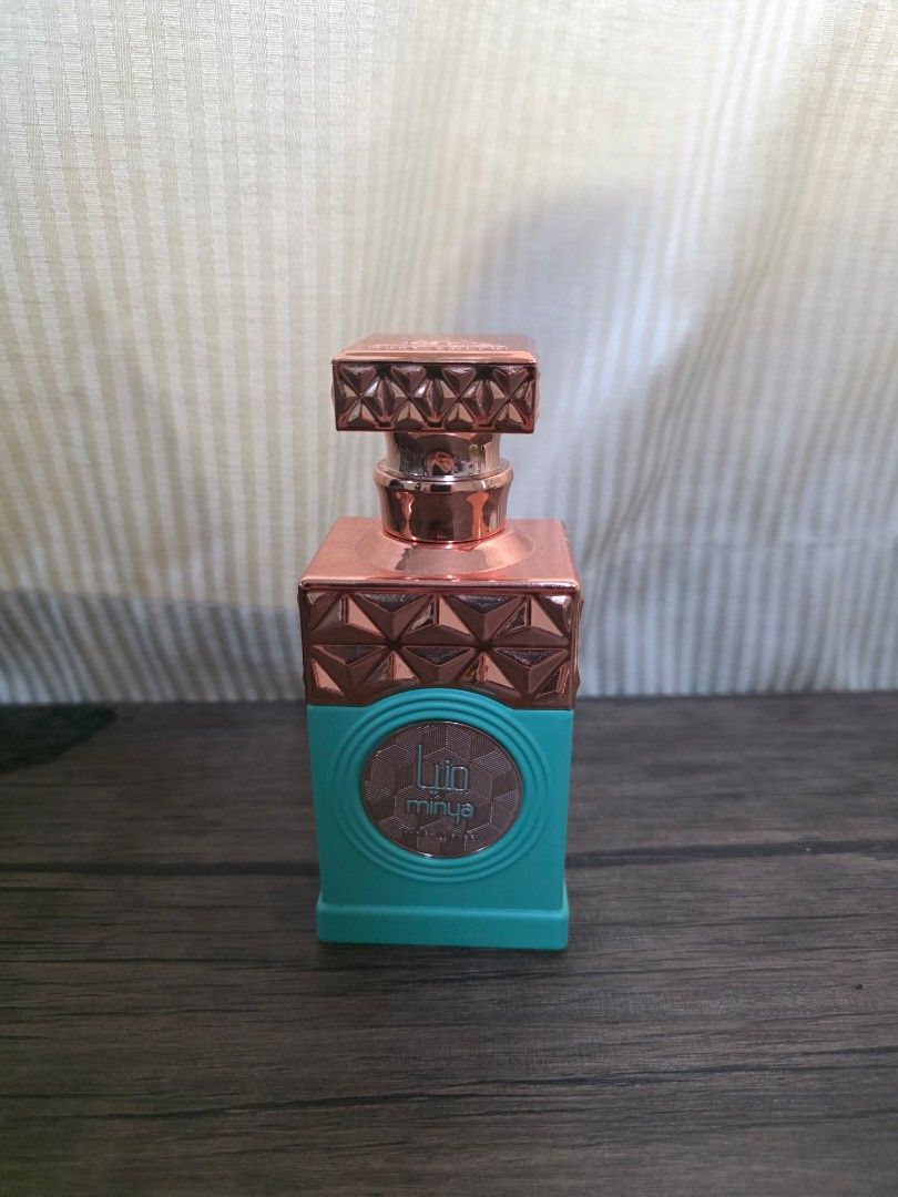 Paris Corner Minya Eau De Parfum 100ml (Category: Fragrance & Deodorants) located in Manila. Submitted by dotydoty (Listing ID 1467880205, Image 1). Description: - Brand: Paris Corner Minya - Size: 100ml - Condition: Like new, sprayed only around 50 times - Smells like Sol Cheirosa 62 - Authentic, bought at reputable perfume store in orange app.