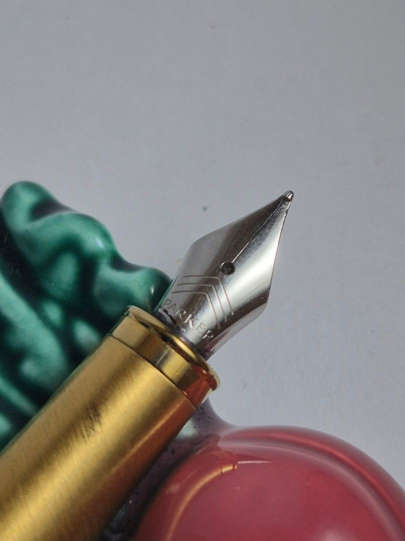 Parker IM Premium Black Chiselled (Category: Craft Supplies & Tools) located in Pasig City. Submitted by penpaul (Listing ID 1467870589, Image 2). Description: Parker IM premium in black chiselled body equipped with Medium Steel Nib as is where is .