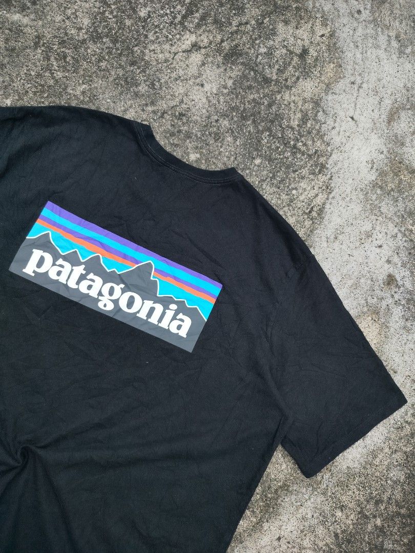 Patagonia Tee (Category: Tshirts & Polo Shirts ) located in Midsayap. Submitted by rogeandrei29987 (Listing ID 1468029769, Image 2). Description: 📌Patagonia •XL on tag •24.5x30.5 •9.5/10 cr •Lints •Excellent MOP: Gcash Courier✈️: Flash Express Unli vouch/Vc with item Loc: Parang, Maguindanao❤️.