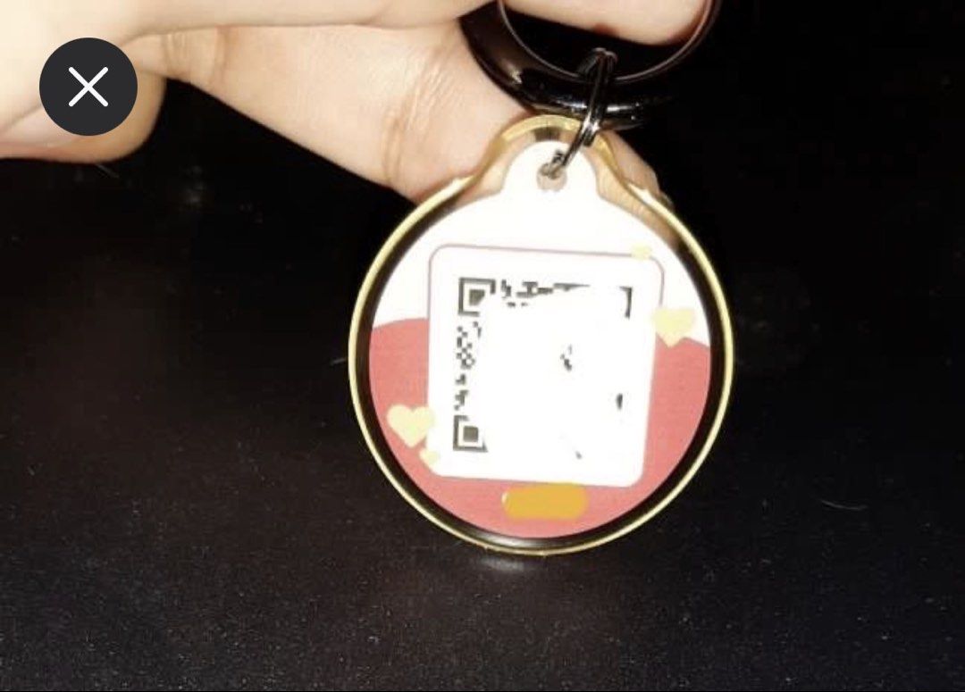 Pawnec Indie Tag Smart ID QR Pet Tag (Category: Health & Grooming) located in Manila. Submitted by row.05row (Listing ID 1467871021, Image 3). Description: - Pawnec Indie Tag - 1 PC LEFT IN STOCK - Bought for 499 - NEVER USED - Package was opened, but never used nor does it have scratches - QR CODE IN THE PIC WAS REMOVED FOR PRIVACY AND SAFETY Features: - Smart feature - Glow-in-the-dark feature .