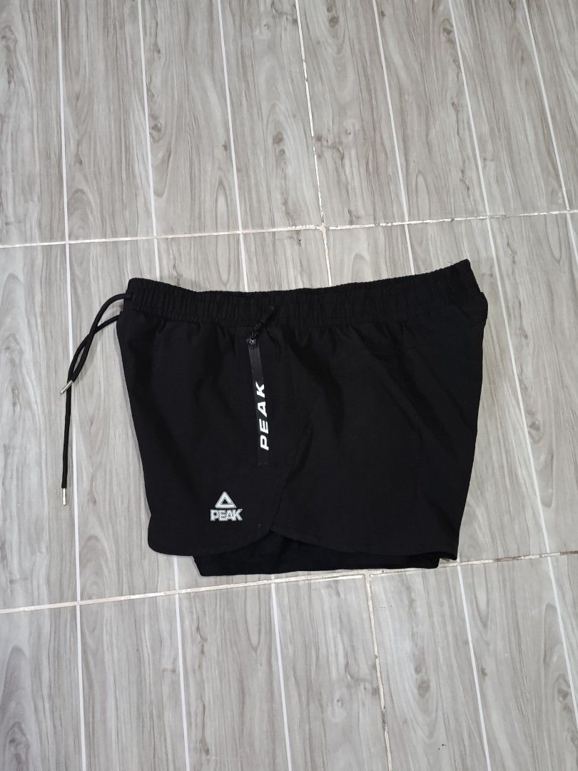 PEAK DRIFIT RUNNING SHORT (freeshipping) (Category: Activewear) located in Quezon City. Submitted by gyl-stop (Listing ID 1468014567, Image 2). Description: free shipping with inner short 32-35 x 12.5 excellent condi cr: 9.8/10 issue: none.