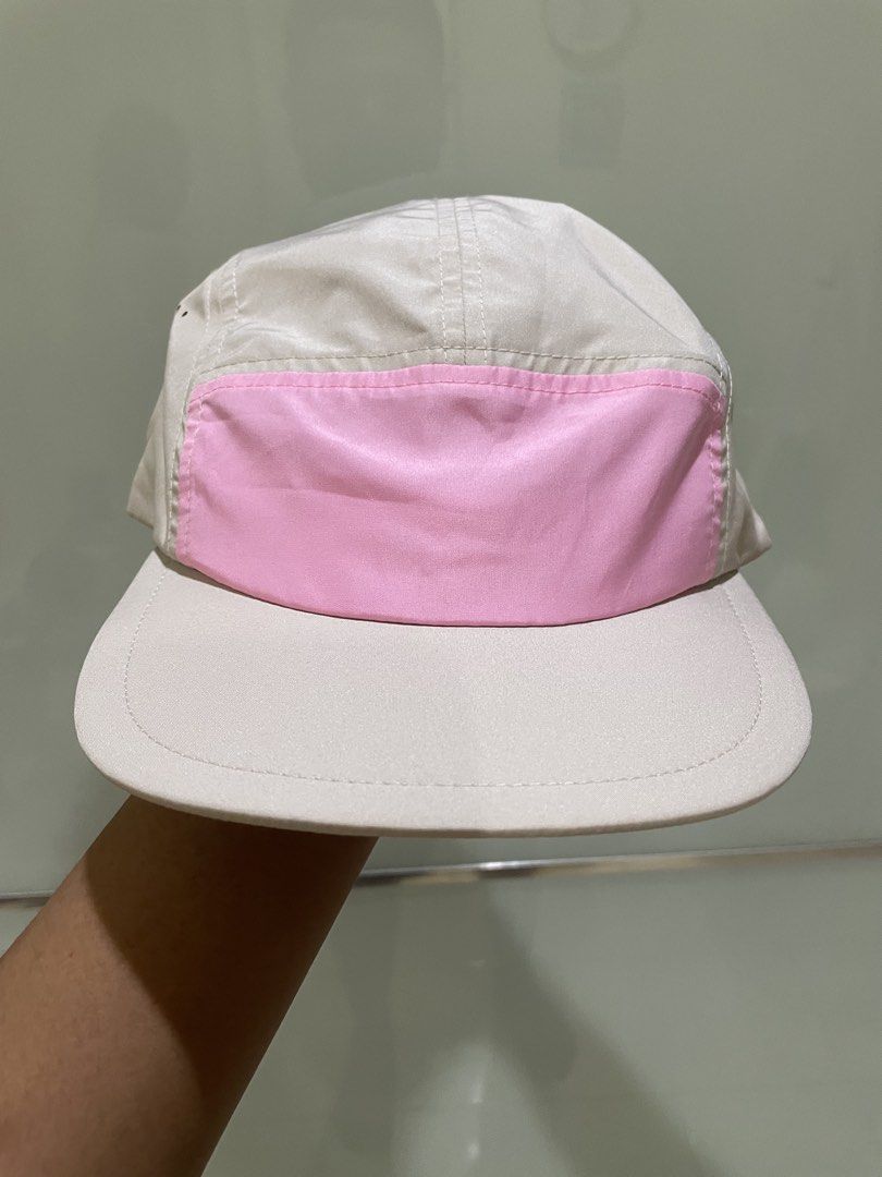 Peak Performance Lightweight Cap (Category: Cap & Hats) located in Kuala Lumpur. Submitted by wackotwo (Listing ID 1468024698, Image 1). Description: Condition like new Suitable for runners Cod Cheras/postage.