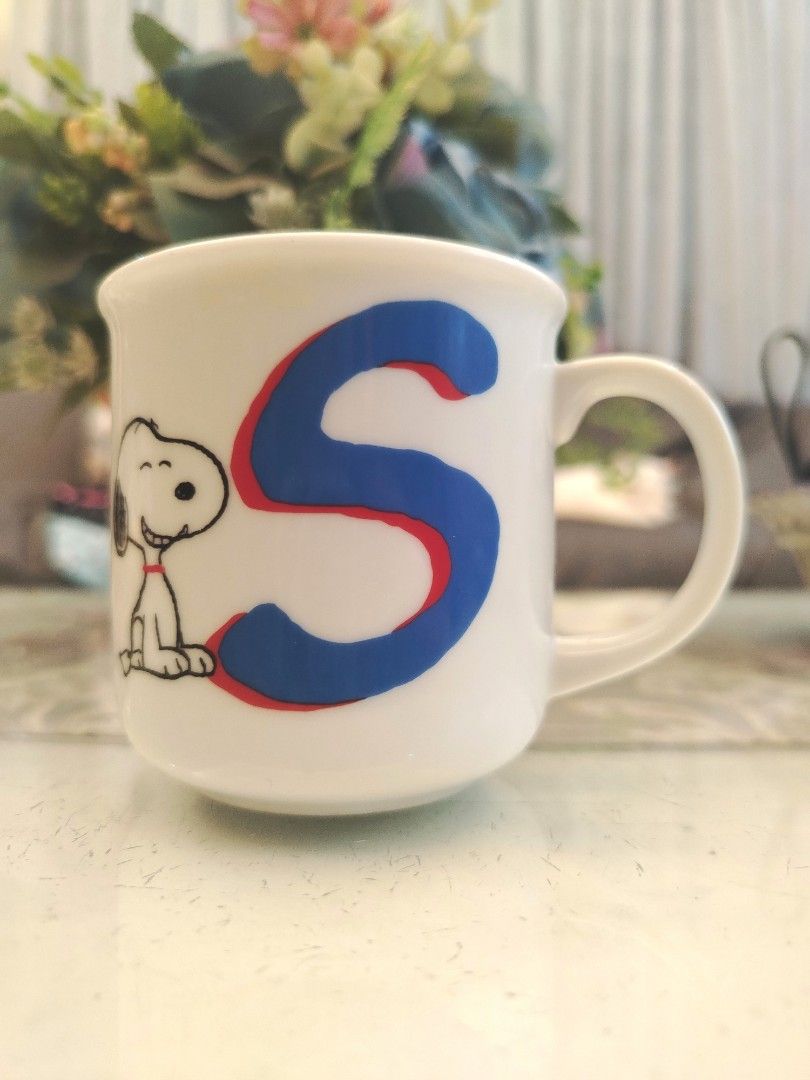 Peanuts Snoopy "S" Initial Teacup Mug (Category: Coffee & Tea Tableware) located in San Fernando. Submitted by jpmarketplace2023 (Listing ID 1467921679, Image 1). Description: 💚 All items are authentic from Japan. 💛 MOP: GCash (❌️ GCash Protect) 🩵 MOD: LBC only (❌️ S. Checkout, COD, COP) 💙 Meet-up: Vista Mall, San Fernando, Pampanga 💜 All items are on-hand. 🧡 First to pay gets the item first. ❤️ Breakable items are packed with care and caut