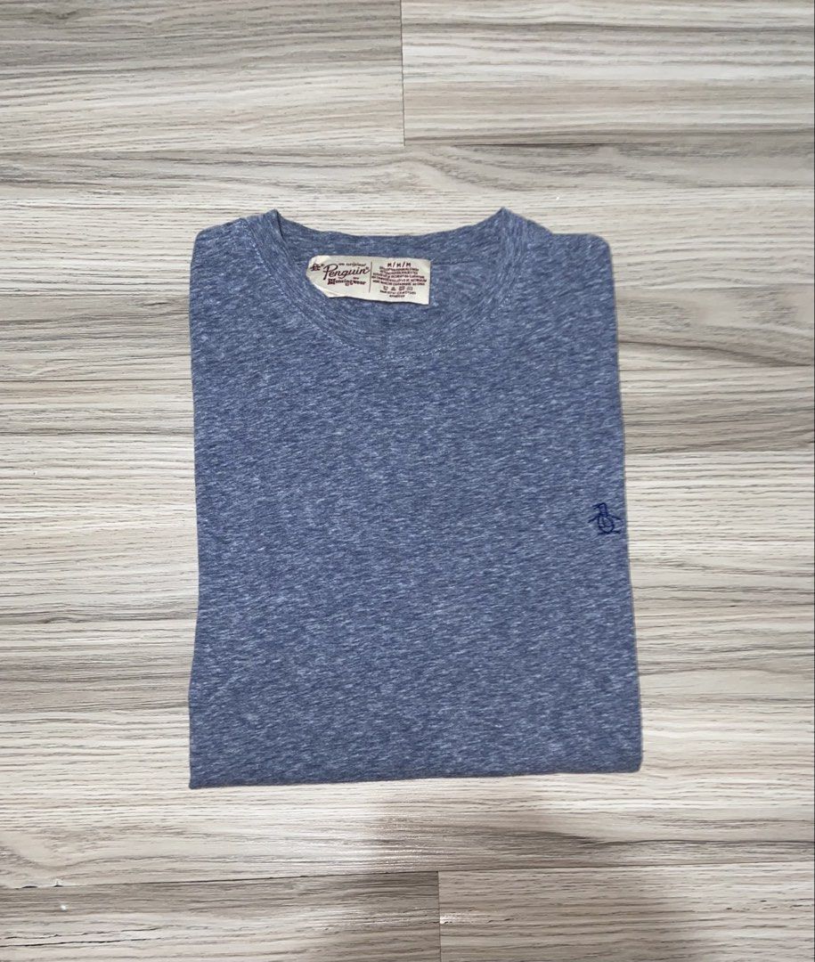 Penguin longsleeve (Category: Formal Shirts) located in Cebu City. Submitted by charlyx (Listing ID 1467921664, Image 1). Description: Excellent No issue L27 W18.5.