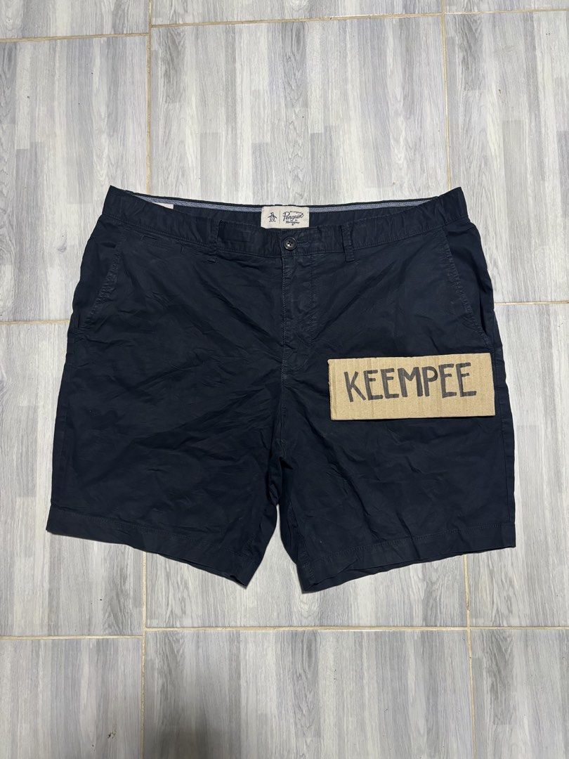 Penguin Walking Short Above the knee (Category: Shorts) located in Dasol. Submitted by keempitoc (Listing ID 1468058104, Image 1). Description: P•E•N•G•U•I•N Above the knee short Like new condition Size 36 on tag Waist size 36-38 Length 17.5 9.7 color rate No issue Pangasinan.