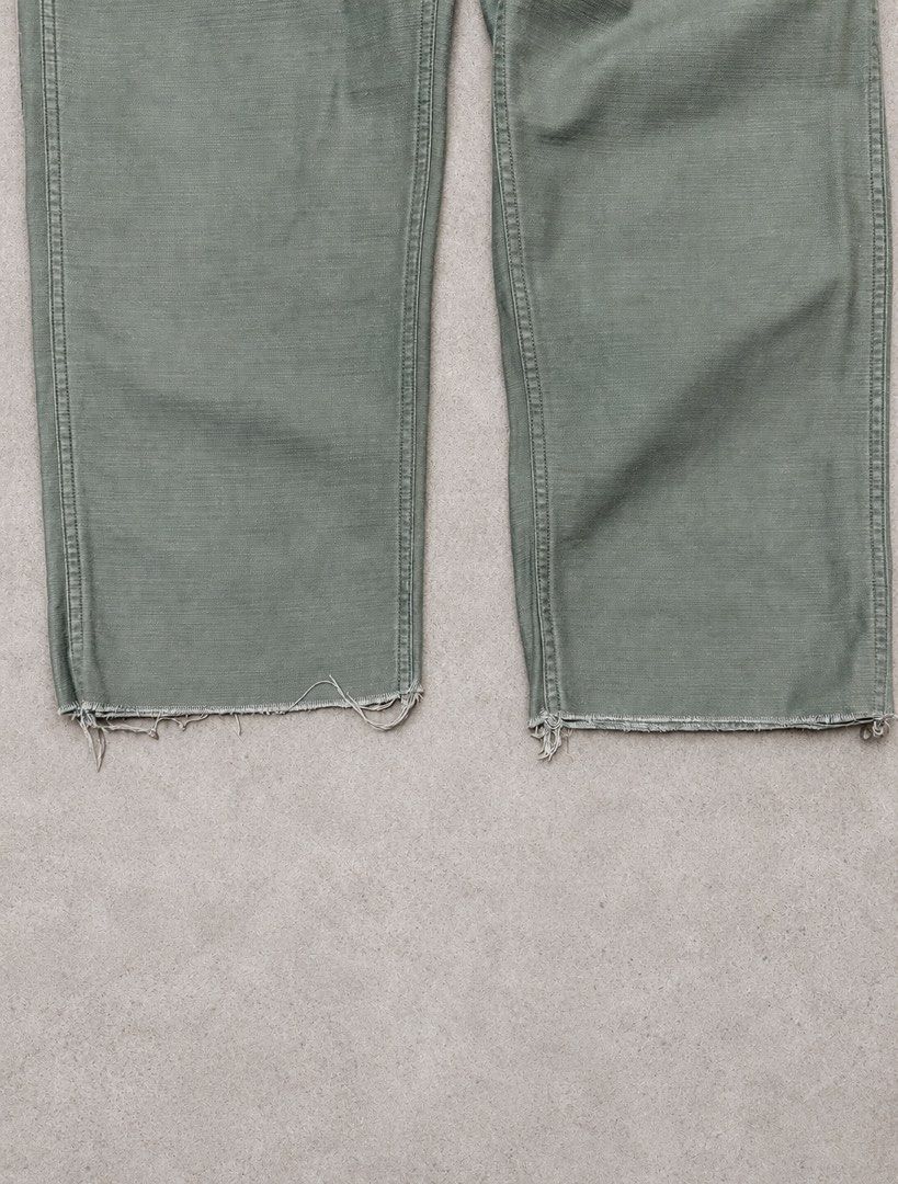 Pherrows OG-107 Fatigue Pants (Category: Jeans) located in San Fernando. Submitted by peachboy_ (Listing ID 1467995950, Image 3). Description: Pherrows OG-107 Fatigue Pants Size Tag: 30 Bought from Smart Clothing Store I cut off the hems to give them a distressed look lol. Approx. Measurements Waist: 15in Length: 37in Inseam: 26.3in Hem: 8.3in Angeles City or Shipping.