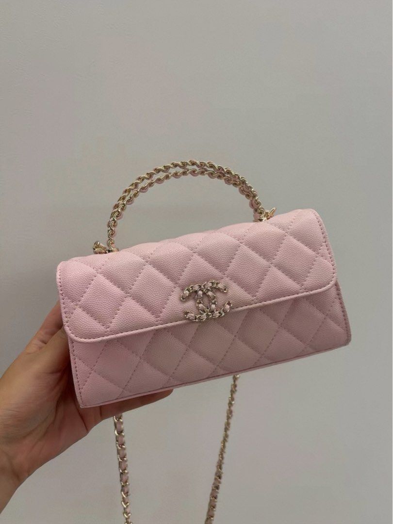 Pink Chanel 25s Kelly (Category: Luxury Bags & Wallets) located in Las Pinas. Submitted by moonlaight (Listing ID 1468039435, Image 1). Description: Condition: Almost brand new This bag looks really beautiful in person. The color is light pink, similar to Sakura Pink. The sides aren’t the overly wide, bulky version! Comes with dust bag onlyyy.