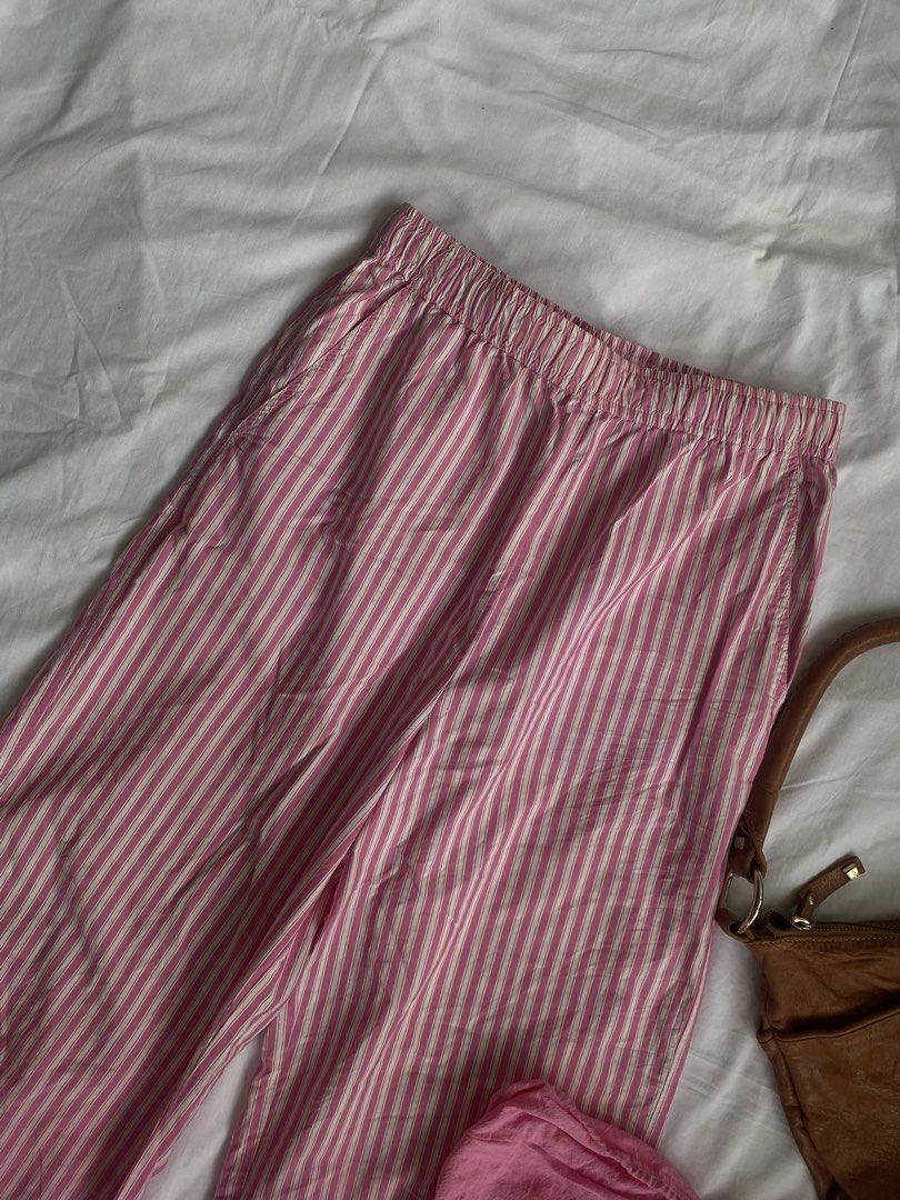 Pink Girly Set (Category: Sets or Coordinates) located in Tumauini. Submitted by bihisbyme (Listing ID 1467996771, Image 3). Description: Sizes: Top - can fit small (size on tag) upto medium body frame Bottom - waist: 26-30 inches ; length:42 inches (w/ side pocket) (SOBRANG GANDA NG QUALITY & COLOR OMG WILL KEEP IF WALANG PIPILI) Issues: Top - Brandnew Bottom - thrift, check last slide (not visible) Prices: Mine ₱520 Happy shopping!! 🛒 🛍️.