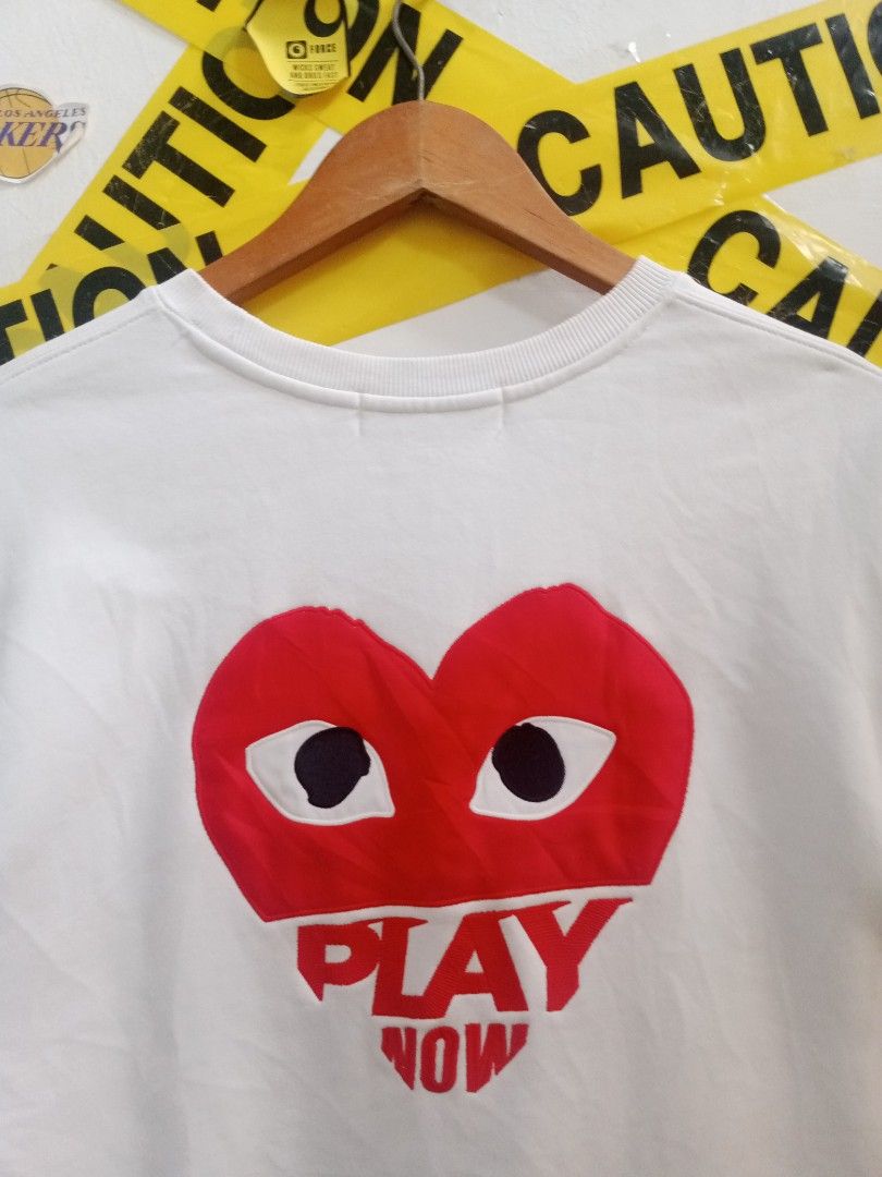 Play Comme Des Garcons Play Now White Sweatshirt (Category: Coats, Jackets and Outerwear) located in Santa Rosa. Submitted by thethriftersshop (Listing ID 1467866722, Image 3). Description: White crewneck sweatshirt Width 21.5|Length 28 Medium to Large Need Wash.