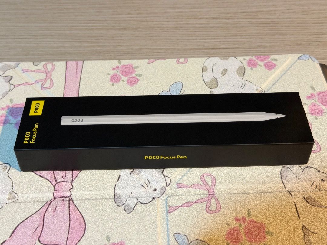 POCO Focus Pen / POCO Stylus (Category: Stationery & School Supplies) located in Macabebe. Submitted by vi.raijin (Listing ID 1467918802, Image 2). Description: COMPATIBILITY NOTE (Please Read Before Buying): • POCO Pad X1 • Xiaomi Pad 6S Pro 12.4 / Pad 7 / Pad 7 Pro / Pad 8 / Pad Mini Inclusions: • POCO Focus Pen • Original Box / Replacement nibs (still sealed) RFS: Not compatible with my Redmi Tab 2 Pro 📍 Location: Mandaluyong 📦 Shipping via 